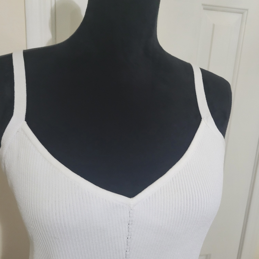 Bar III Woman's Ribbed Tank Top NWOT White Size XL - Picture 5 of 9